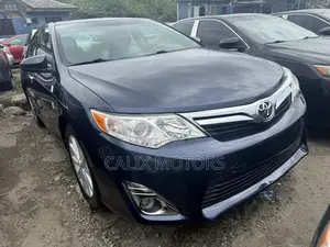 Toyota Camry 2014 Blue