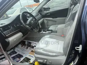 Toyota Camry 2014 Blue