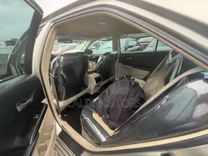 Toyota Camry 2014 Gold