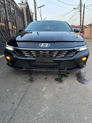 Hyundai Elantra 2023 Black