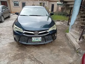 Toyota Camry 2016