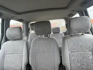 Toyota Previa 2004 Blue