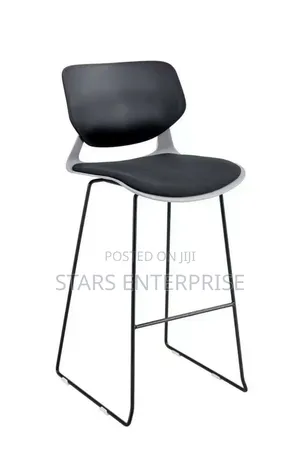 Bar Stool / Modern High Chair