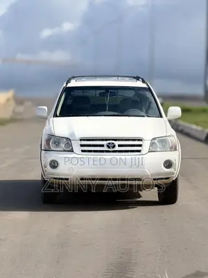 Toyota Highlander 2005 White