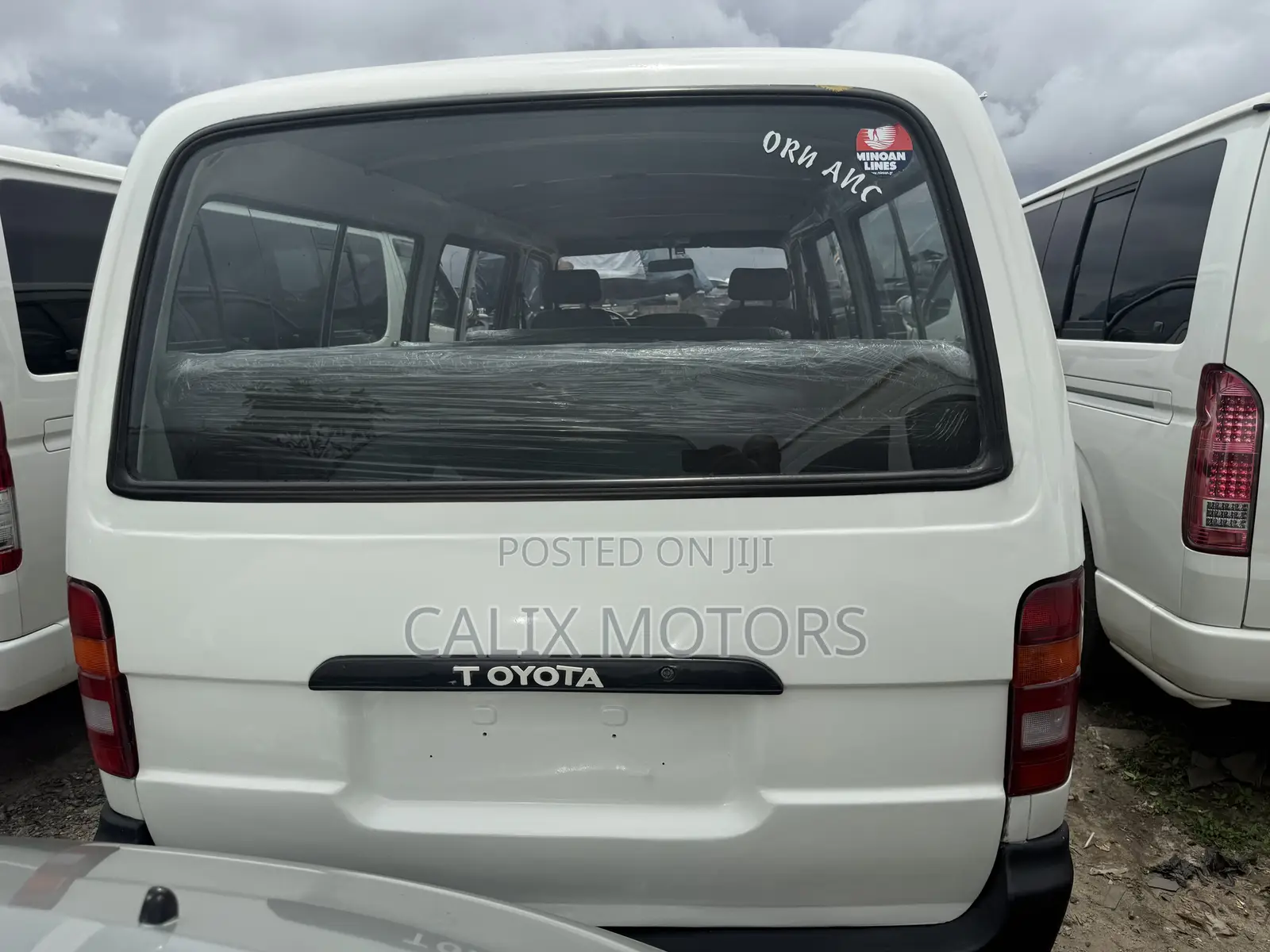 Toyota HiAce 2006 White