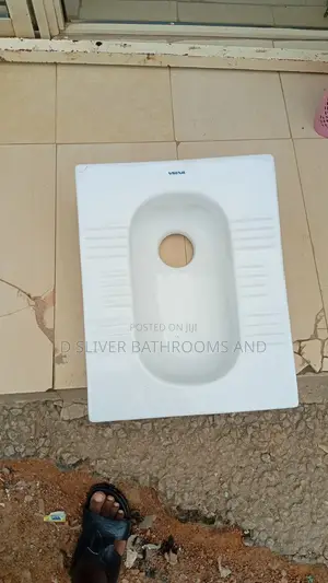 Quality Ceramic Squatting Pan Toilet WC