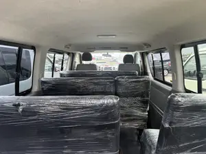 Toyota HiAce 2012 White