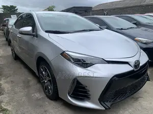 Toyota Corolla 2017 Silver
