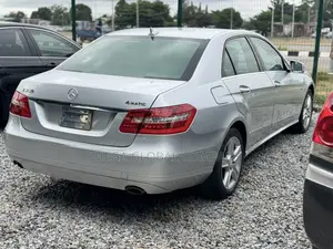Mercedes-Benz E350 Base 4dr 4Matic Sedan AWD (3.5L 6cyl 7A) 2012 Silver
