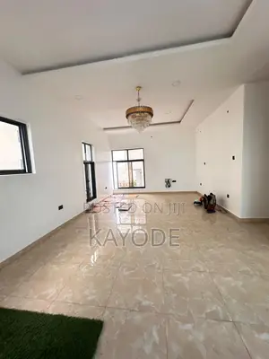 5bdrm Duplex in Banana Island for rent