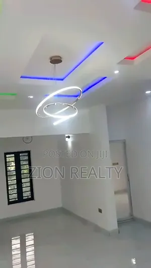 2bdrm Apartment in Oribanwa, Awoyaya for rent