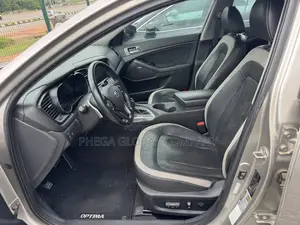 Kia Optima EX Turbo Sedan (2.0L 4cyl 6A) 2011 Gold