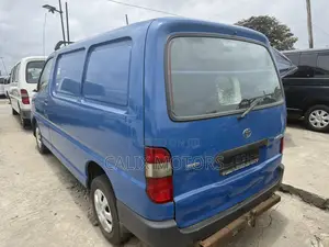 Toyota HiAce 2008 Blue