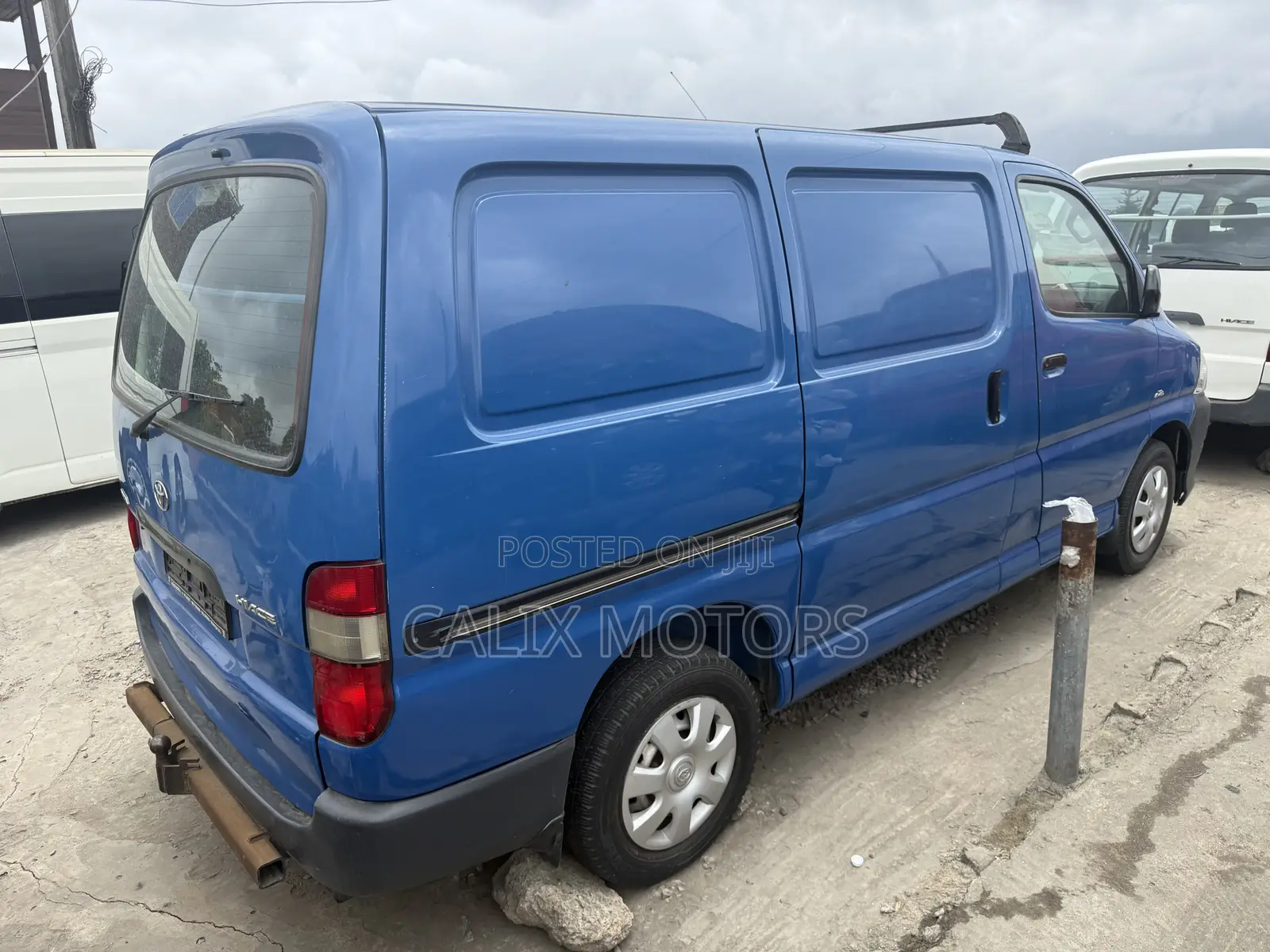 Toyota HiAce 2008 Blue
