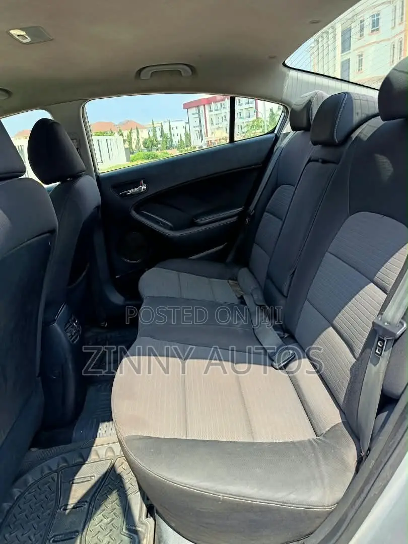 Kia Cerato 2015 Silver