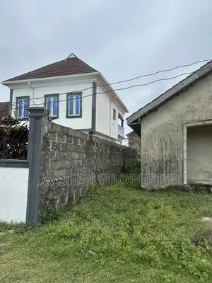 3bdrm Bungalow in Eleko for sale