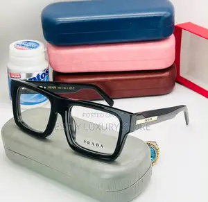 High Quality Luxury Prada Frame Glasses