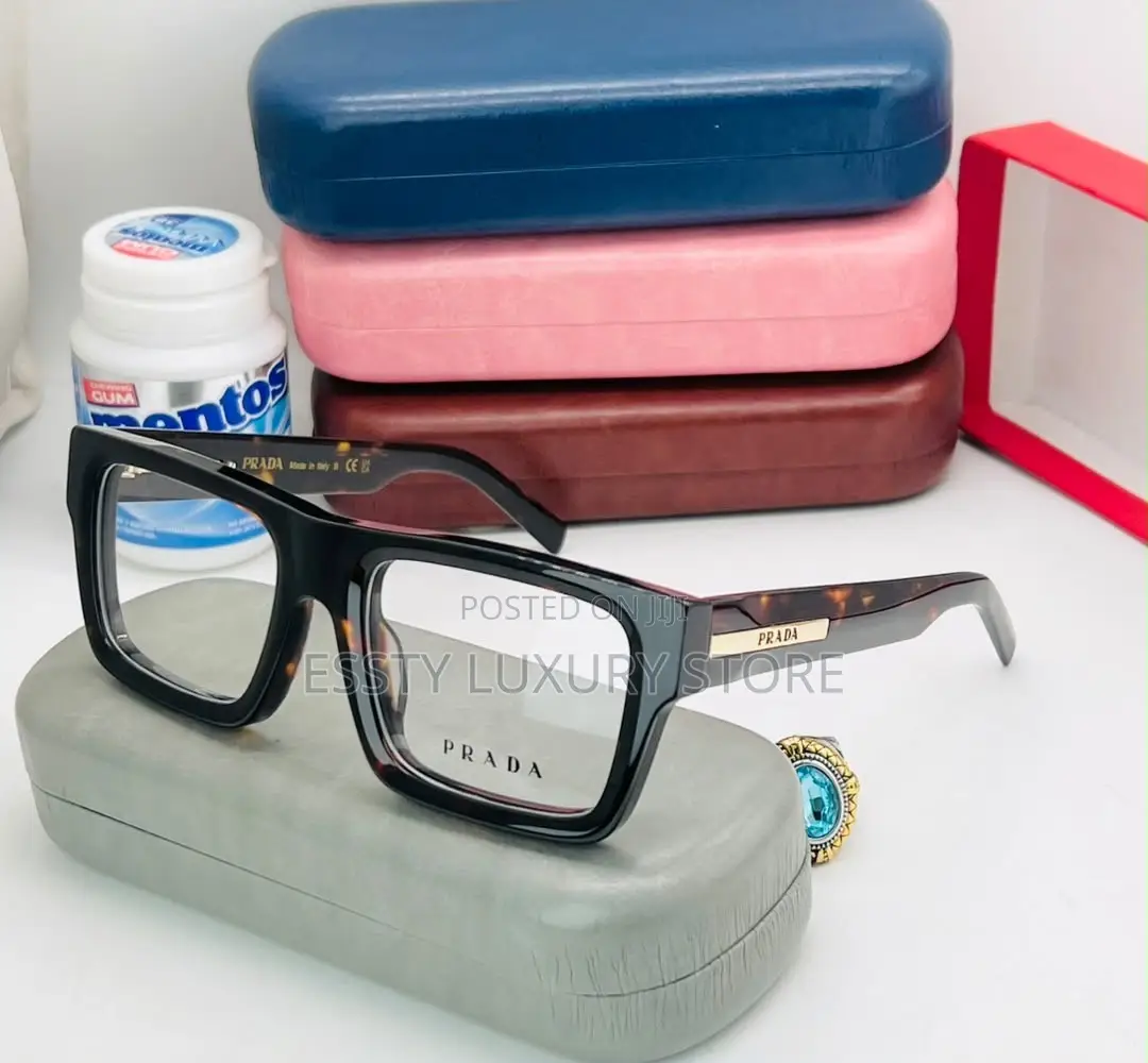 High Quality Luxury Prada Frame Glasses
