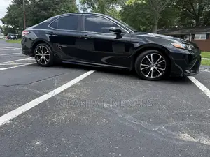Toyota Camry SE 2021 Black