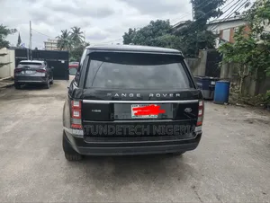 Land Rover Range Rover Vogue 2014 Black