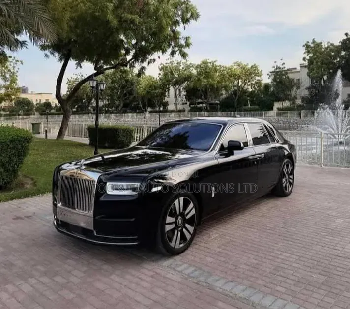 Rolls-Royce Phantom 2021 Black