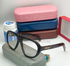 High Quality Luxury Prada Frame Glasses