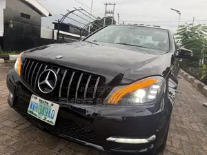 Mercedes-Benz C300 2001 Black