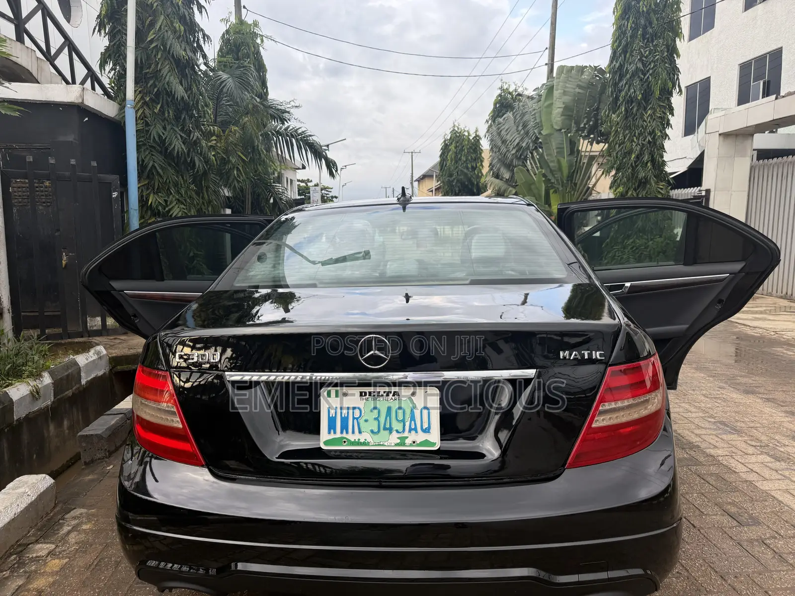 Mercedes-Benz C300 2001 Black