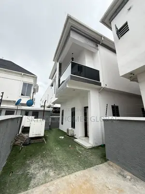 5bdrm Duplex in Lekki Phase 2 for rent