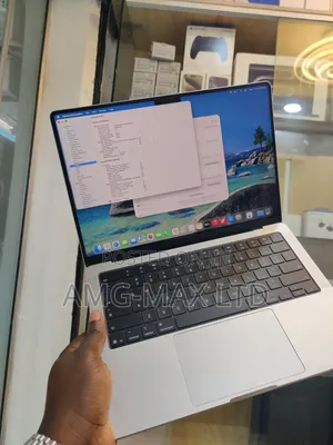 Laptop Apple MacBook Pro 2021 M1 32GB Apple M1 Pro SSD 1T