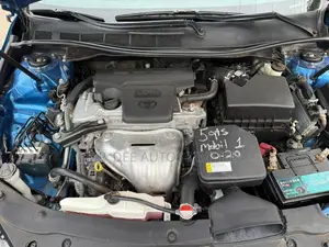Toyota Camry 2016 Blue