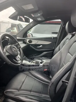 Mercedes-Benz GLC-Class 2017 Blue