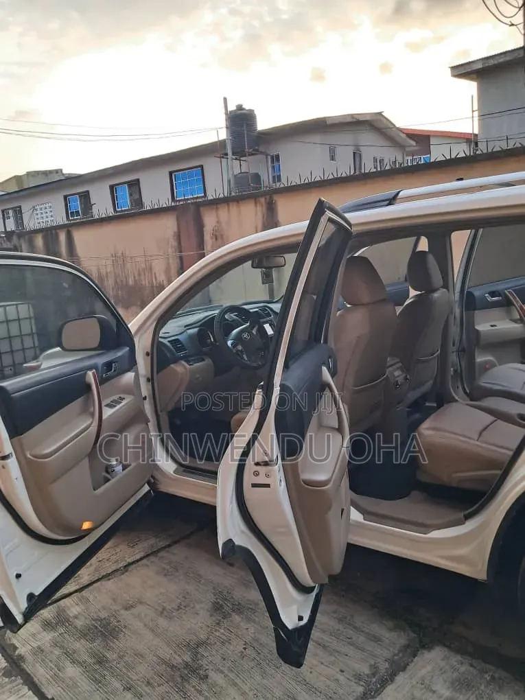 Toyota Highlander 2011 White