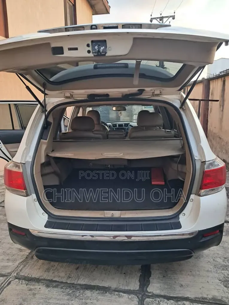 Toyota Highlander 2011 White