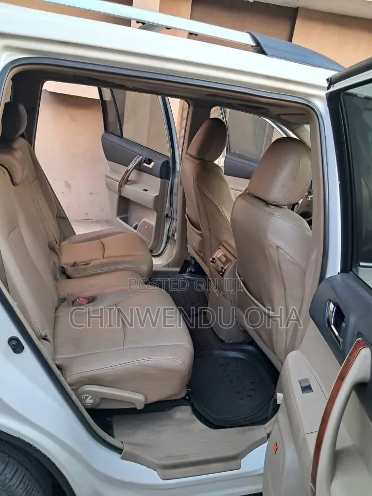Toyota Highlander 2011 White