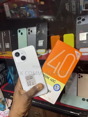 Tecno Spark 40C 128 GB White