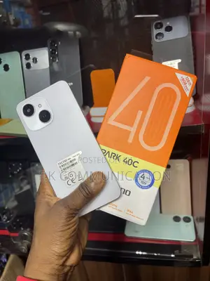 Tecno Spark 40C 128 GB White