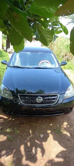 Nissan Altima 2.5 SL 2004 Black