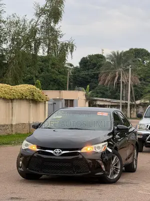 Toyota Camry 2016 Black