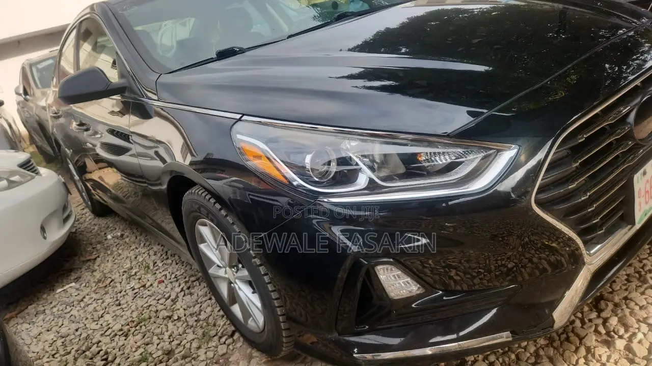 Hyundai Sonata SE 2018 Black