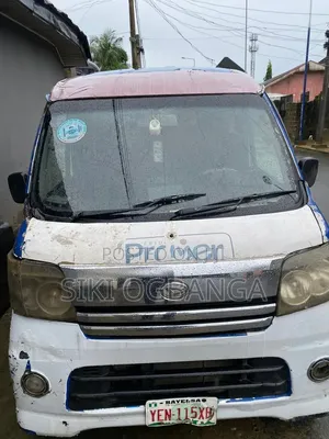 Daihatsu Hijet 2012 Blue