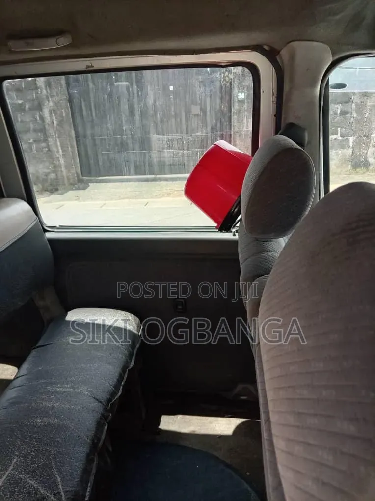 Daihatsu Hijet 2012 Blue