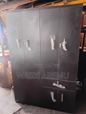 Wardrobe 4 by 6