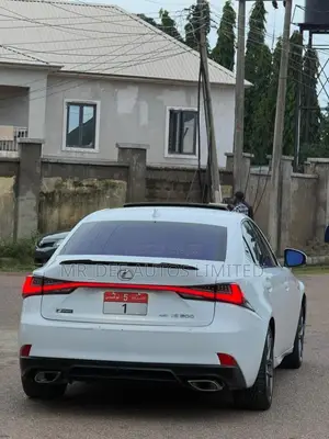 Lexus IS 2015 White