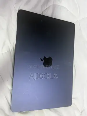 Laptop Apple MacBook Air 2023 M2 8GB Apple M2 SSD 512GB