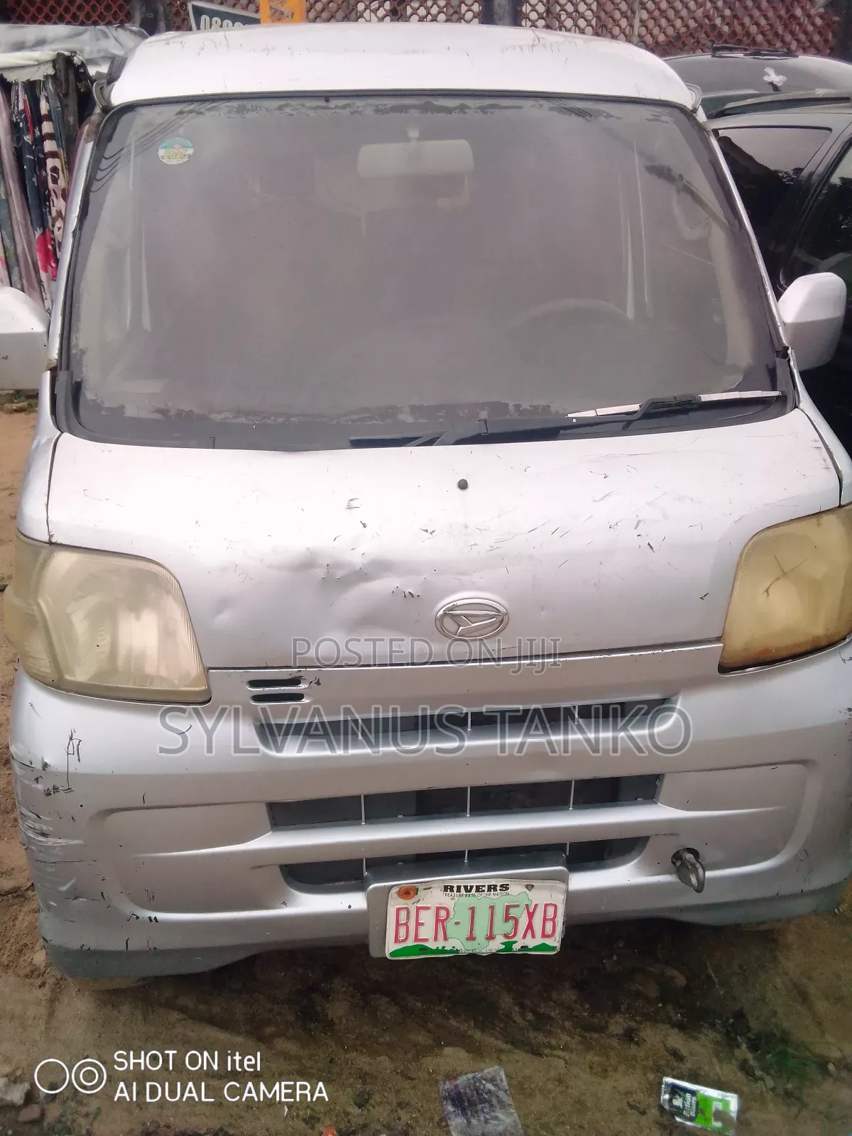 Daihatsu Hijet 2023 Silver