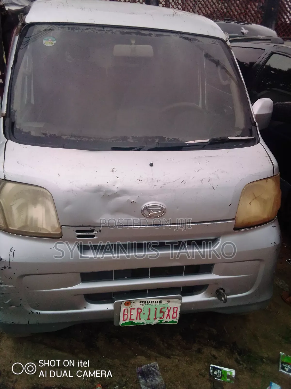 Daihatsu Hijet 2023 Silver