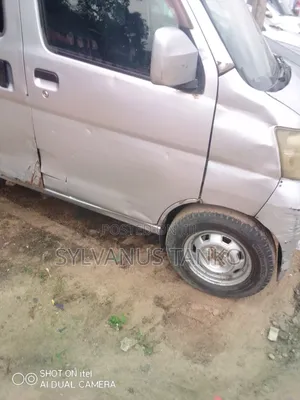 Daihatsu Hijet 2023 Silver