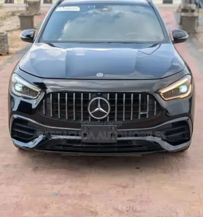 Mercedes-Benz GLA-Class 2023 Black