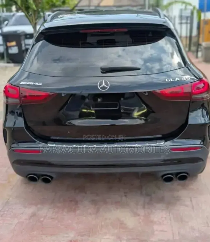 Mercedes-Benz GLA-Class 2023 Black